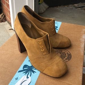 Tory Burch Heels 3”